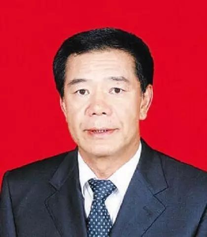 向督导组汇报工作天后，董事长被查